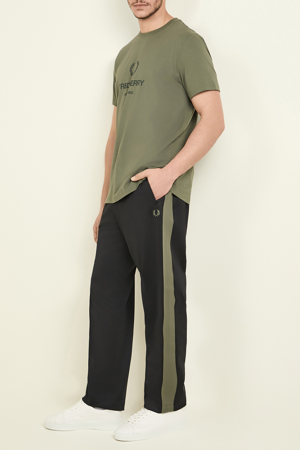 חולצת טי FRED PERRY